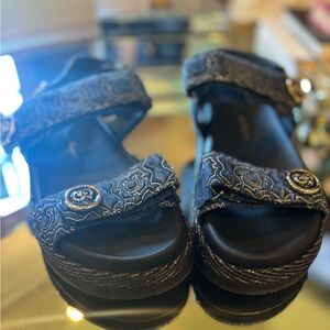 NWOB Salvatore Ferragamo Kalie Gal Denim Sandal size 8.5